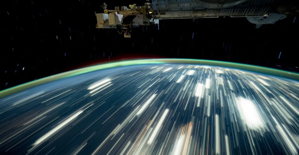 Dünyamızın dönüşü yavaşlıyor ve buzulların erimesi nedeniyle insan kaynaklı iklim değişikliği, günlerin 3,6 milyon yıldır görülmeyen bir hızla uzamasına neden oluyor.