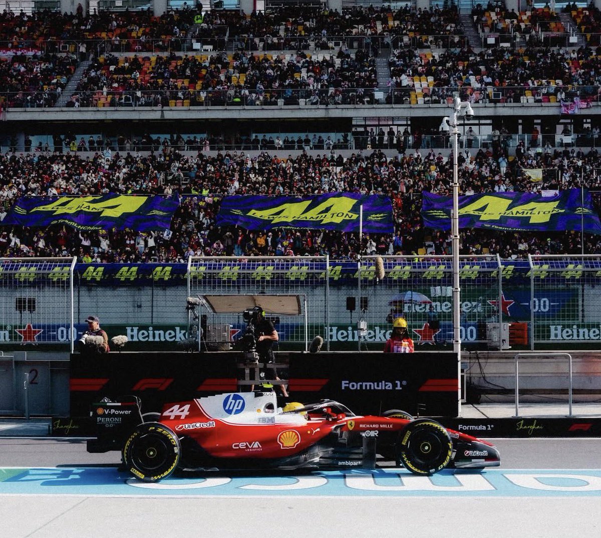 аlina🥂 tweet media