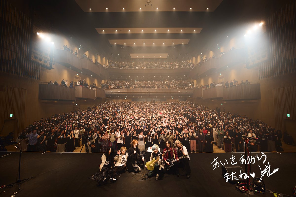 La'cryma Christi tweet media