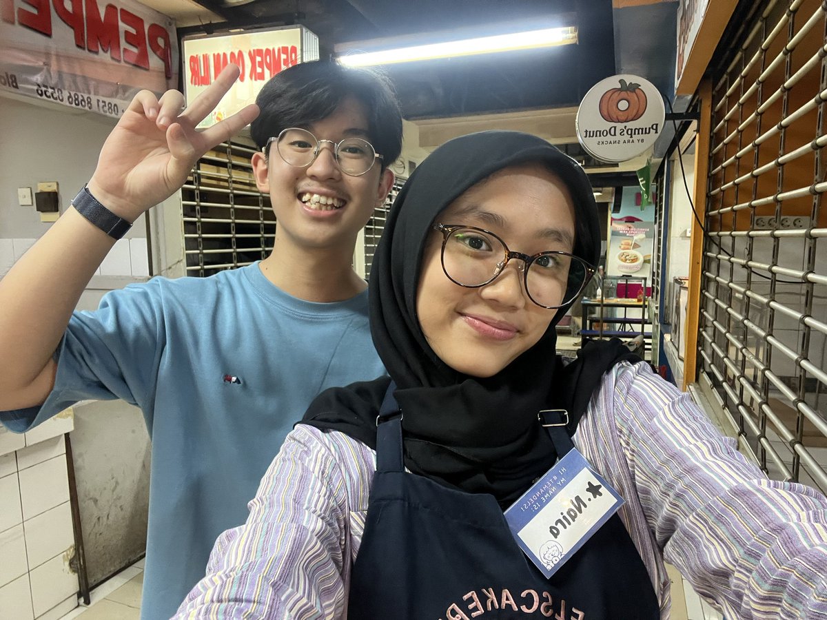 nai★ra. tweet media