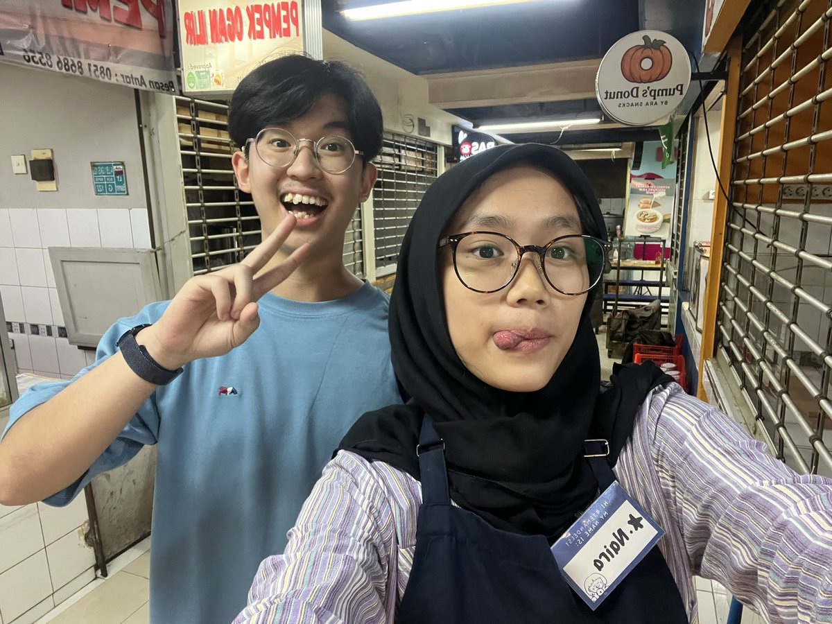 nai★ra. tweet media