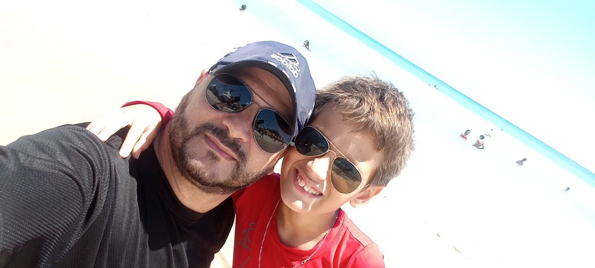 VagnerFaga's tweet photo. Domingo na praia https://t.co/Ko2GulL0wg