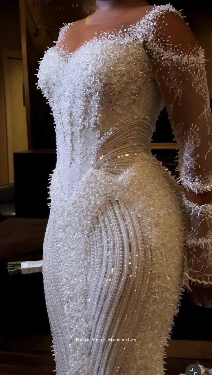 AbiodunMarvell1's tweet photo. Love everything about Simi’s wedding🥺🤩🤍 #meetthedapsons https://t.co/3S4k48j5C3
