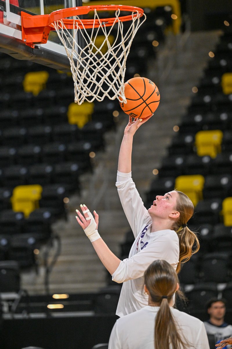 UEAthletics_WBB's tweet image. For all the marbles ⌛️

🏀 #ForTheAces x #PlayToWin