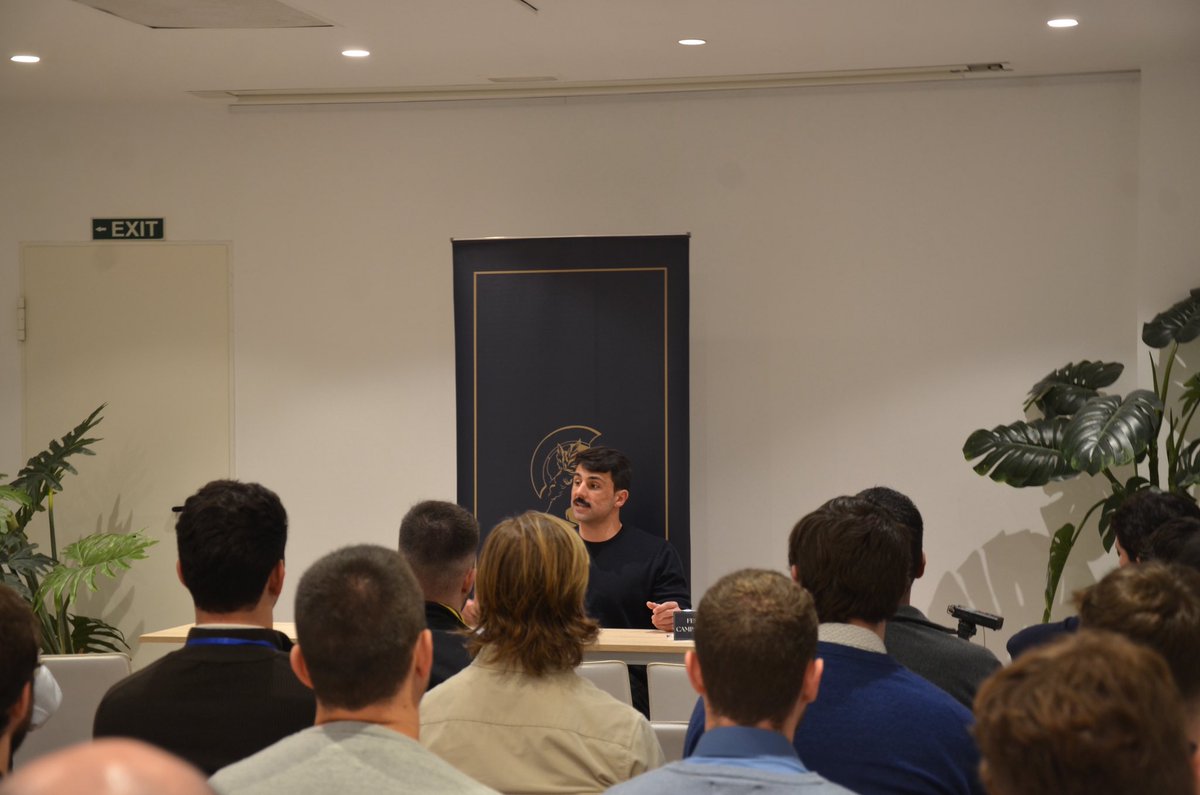 foroatenea's tweet photo. 💯 Éxito total de la primera edición del 𝐅𝐨𝐫𝐨 𝐂𝐮𝐥𝐭𝐮𝐫𝐚𝐥 𝐀𝐭𝐞𝐧𝐞𝐚, celebrado en Palma. 

🗣️ Las ponencias sobre la identidad de la nación española, las enseñanzas de Tolkien y la presentación de @TerraIgnota dieron lugar a un intercambio de ideas muy enriquecedor. https://t.co/4IlQiAvmEz