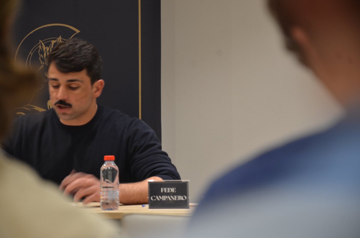foroatenea's tweet photo. 💯 Éxito total de la primera edición del 𝐅𝐨𝐫𝐨 𝐂𝐮𝐥𝐭𝐮𝐫𝐚𝐥 𝐀𝐭𝐞𝐧𝐞𝐚, celebrado en Palma. 

🗣️ Las ponencias sobre la identidad de la nación española, las enseñanzas de Tolkien y la presentación de @TerraIgnota dieron lugar a un intercambio de ideas muy enriquecedor. https://t.co/4IlQiAvmEz