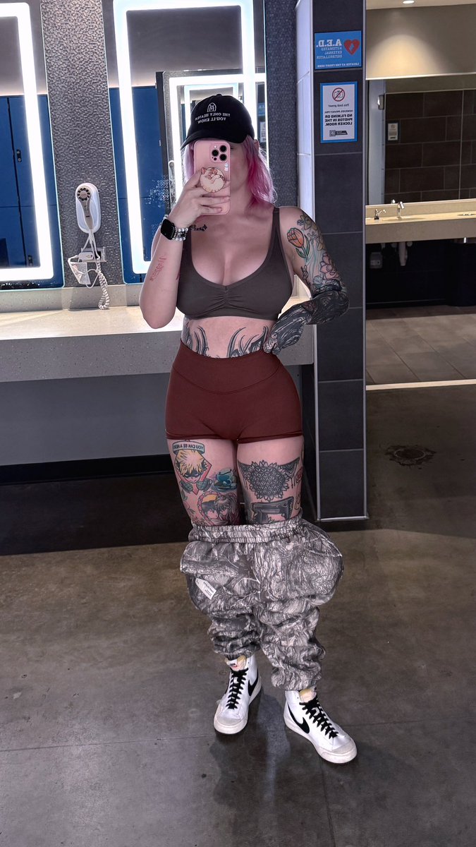 Snorlaxative tweet media