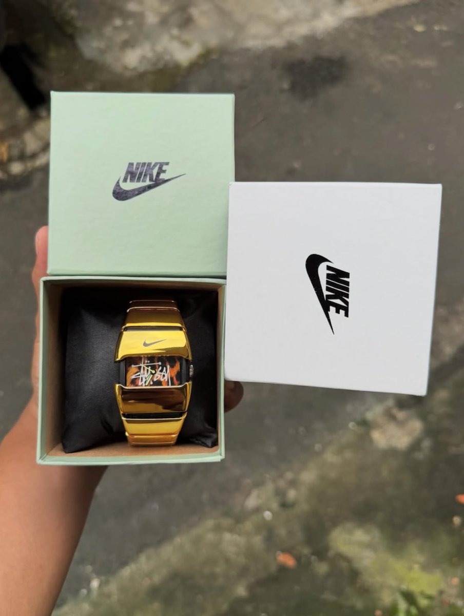 Bootleg Nike x Stussy Watch Found in Japan