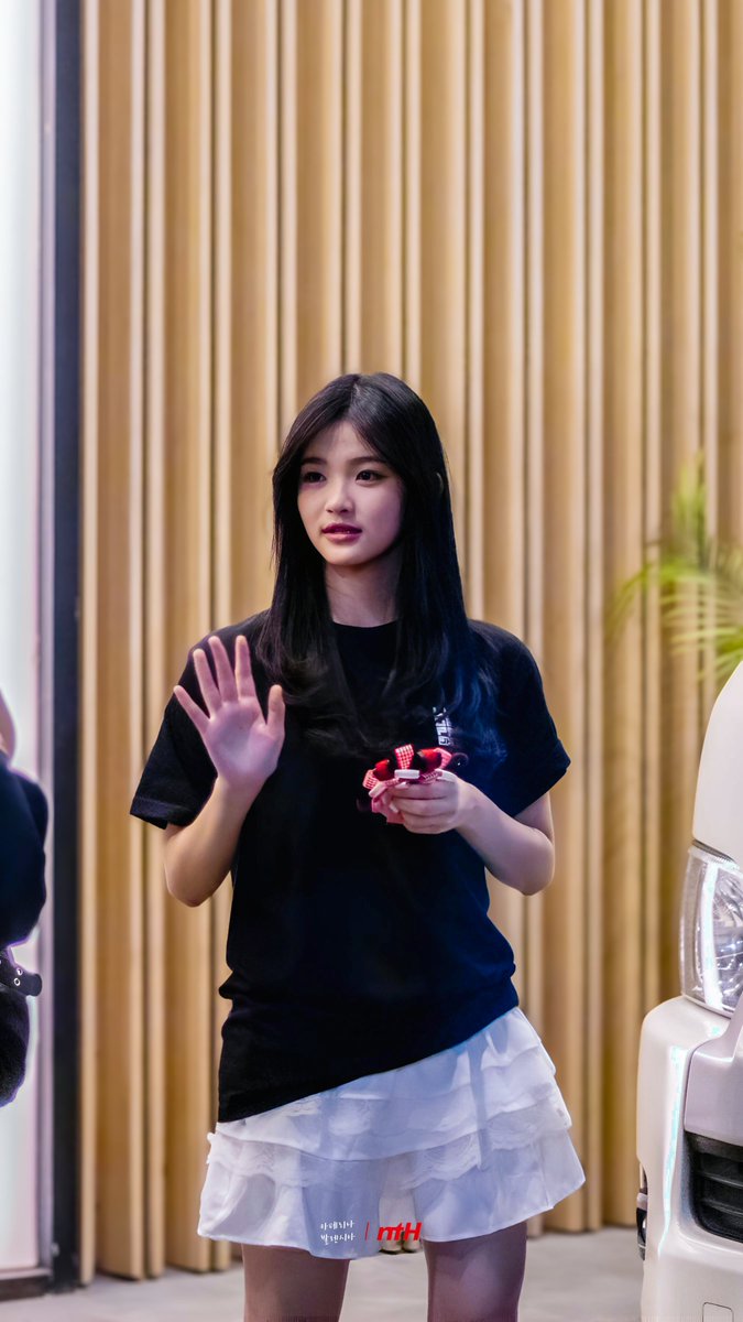 natthhh__'s tweet photo. 260315 OFC Event JKT48 Team Passion

😽🤍 @CErine_JKT48 

#JKT48 #ERINE #エリネ #에리네 https://t.co/jH4c8gOrJ6