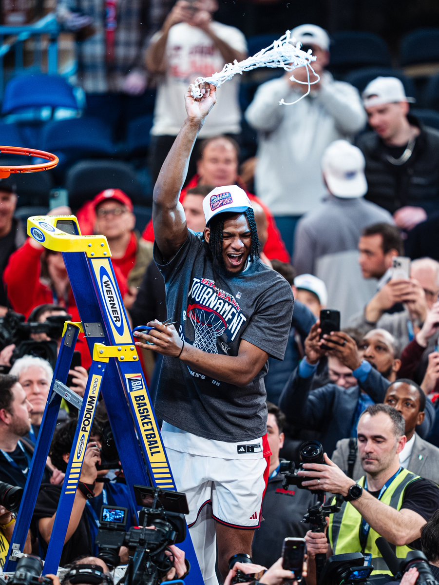 MetBasketballWriters tweet media