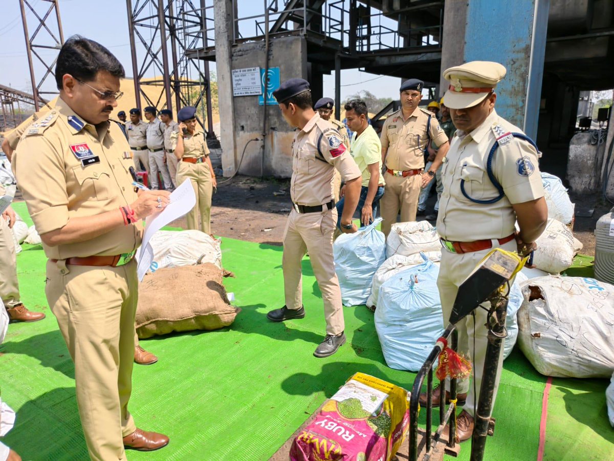 Chhattisgarh Police tweet media