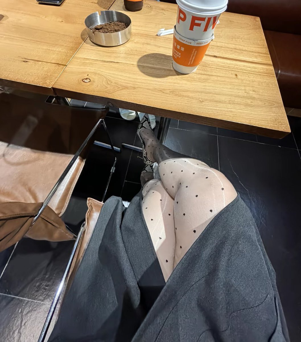 Ash310222's tweet photo. 失踪人口回归🥺 https://t.co/5NwzDUj4JW