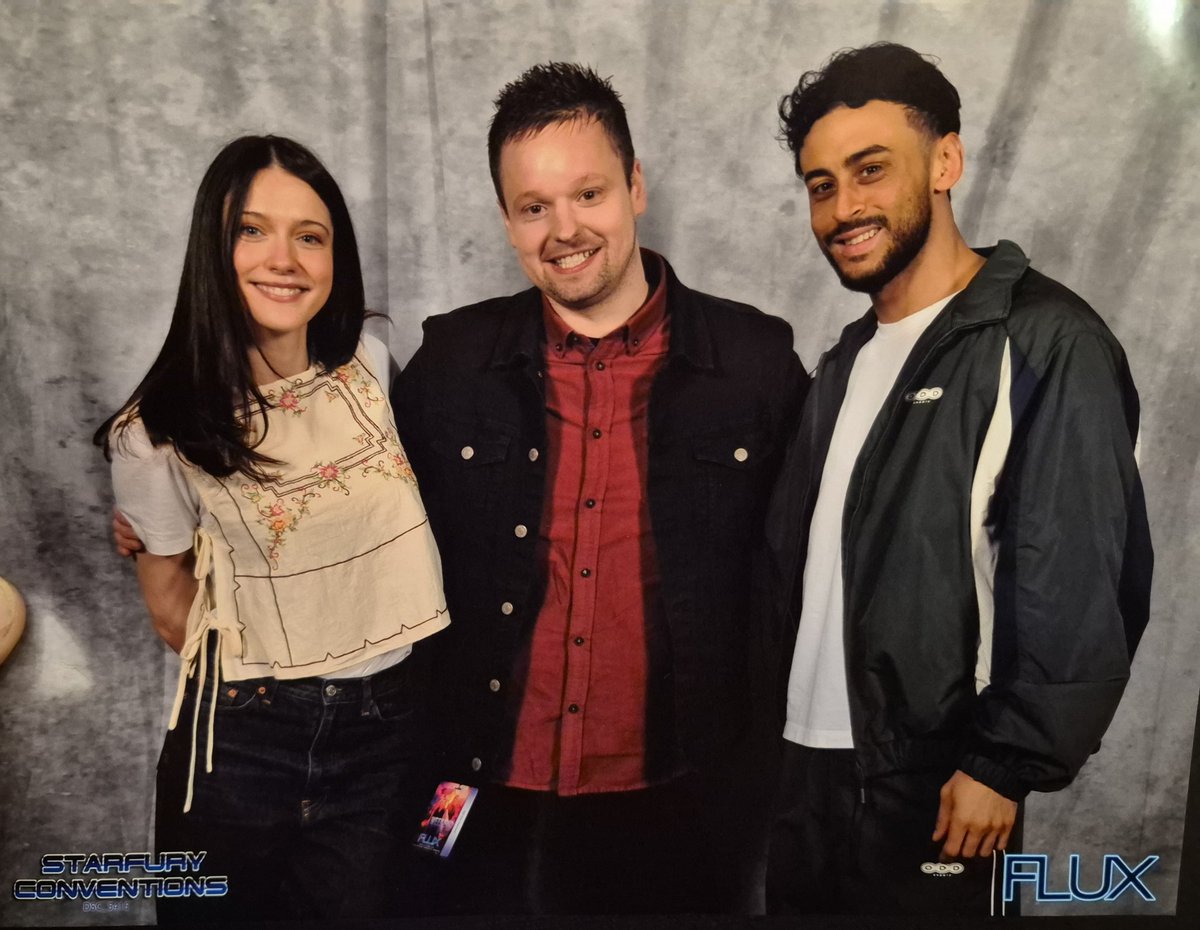 KrisHay89's tweet photo. Photos with the spin off casts ❤️ #Torchwood #ClassDW #Flux https://t.co/jpSO2wu8Uk