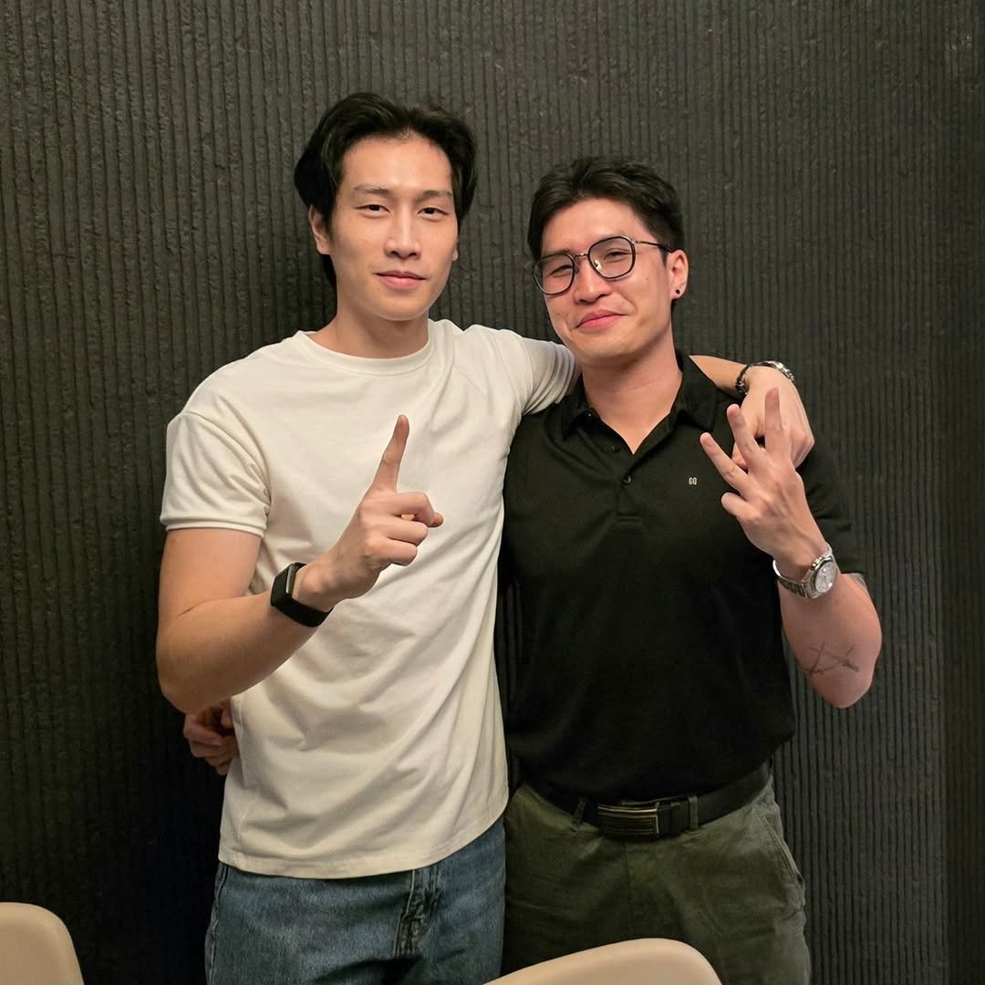 แฮปปี้เบิร์ดเดย์พี่โจนะค้าาา~ 🎂🎉✨️
บี๋ตัวโตกว่าพี่ชายแน้วววว