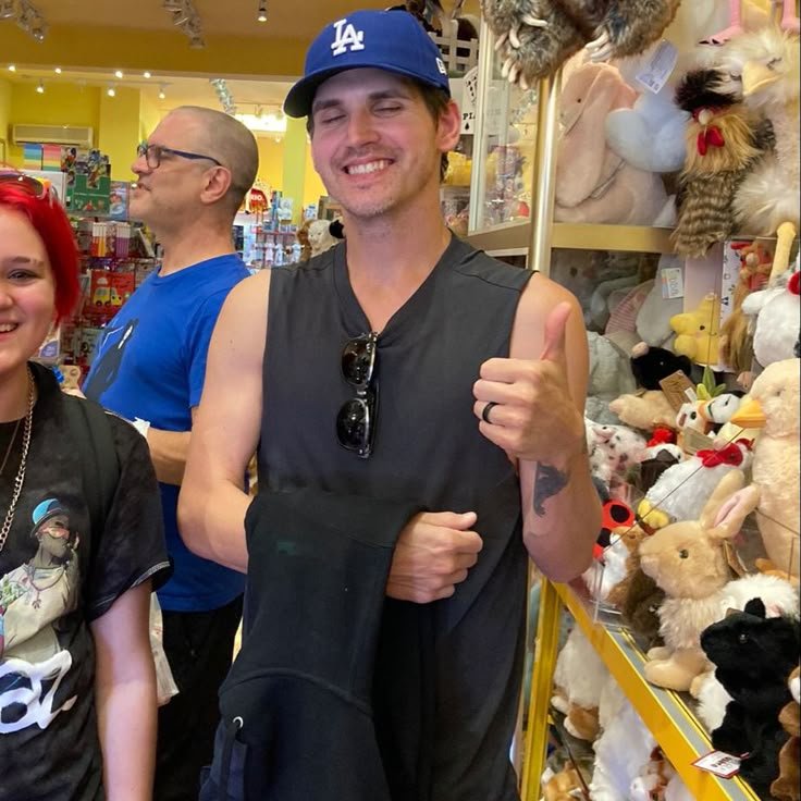 meowkey daily ₍^. .^₎⟆ tweet media