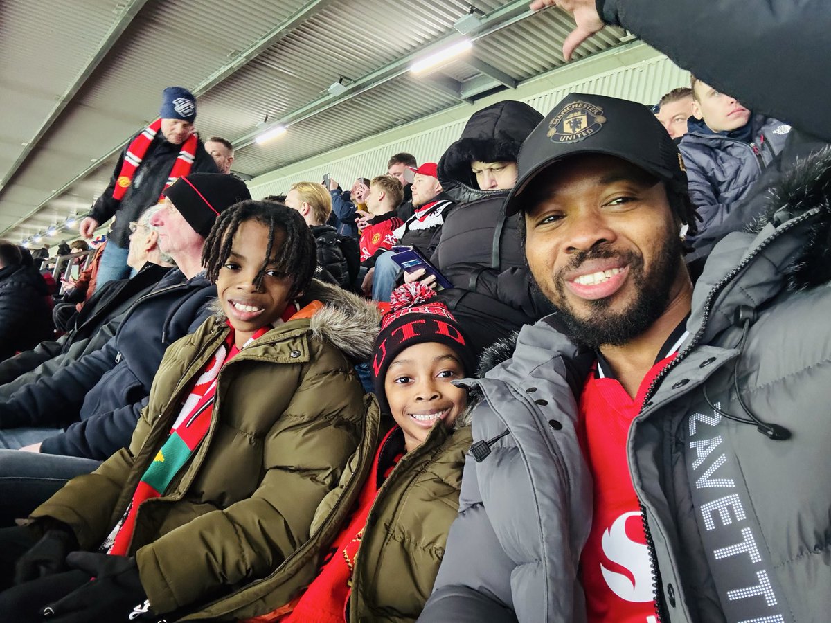 sharpman3000's tweet photo. It’s a match day! Let’s go boys💪🏻💪🏻💪🏻 https://t.co/YTkcUO6RgP