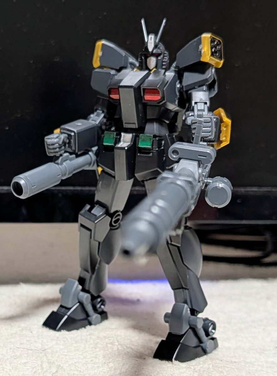 udonge0910's tweet image. 琴雅さんのガンプラ製作動画見観ながら並行で製作しました！
HGBFアメイジングブラックウォーリア
ネメシスです！
G1のネメシスプライム意識しました！
#ガンプラ
#HGBF
#アメイジングブラックウォーリア
#ガンプラ好きと繋がりたい