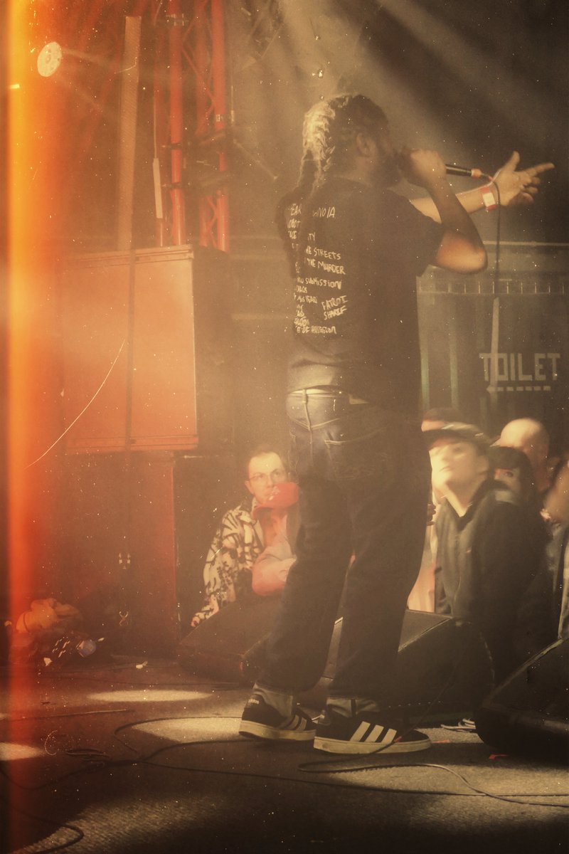 Roni Sighs tweet media