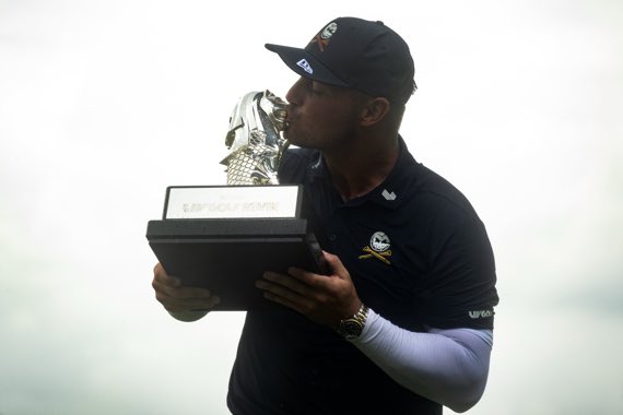 CHASEK3LLY's tweet photo. Another trophy for the collection 🏆 

#LIVGolfSingapore @Crushers_GC https://t.co/WUOleKIC13