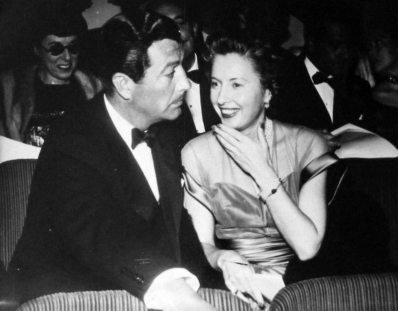 stanwyckarchive's tweet photo. Barbara with Robert Taylor and Edith Head at the 21st Academy Awards. 

Barbara was nominated for best actress for her performance as Leona Stevenson in Sorry, Wrong Number (1948). It would be the last of four nominations she received. (1/2) https://t.co/ulmLiPZ3uS