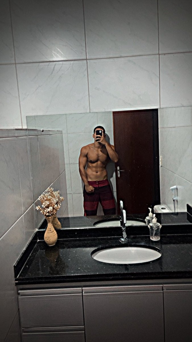 Maverick tweet media