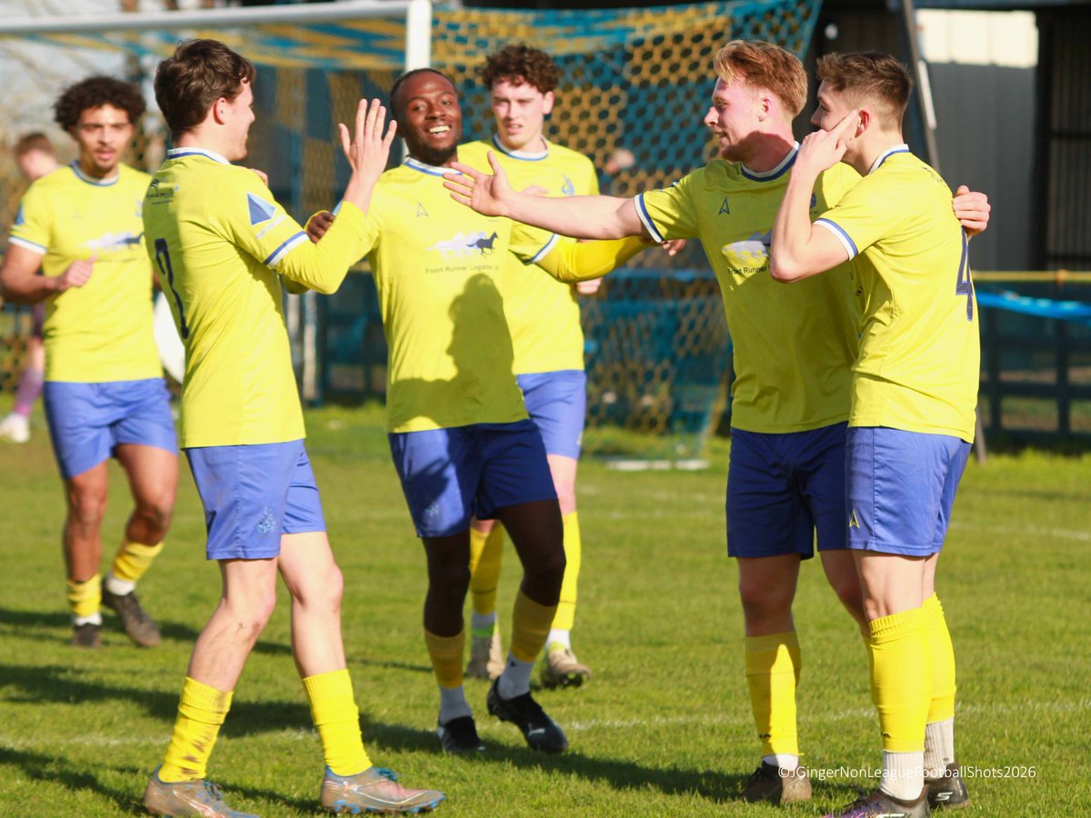 J.Ginger tweet media