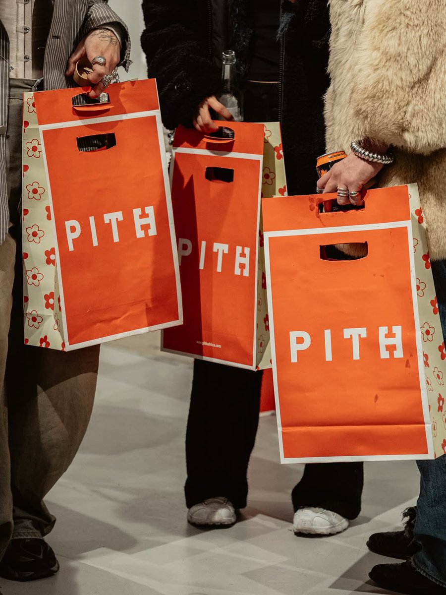 NoteSphere's tweet photo. PITH in Paris for their debut european tour. https://t.co/h5wPZTBGAJ