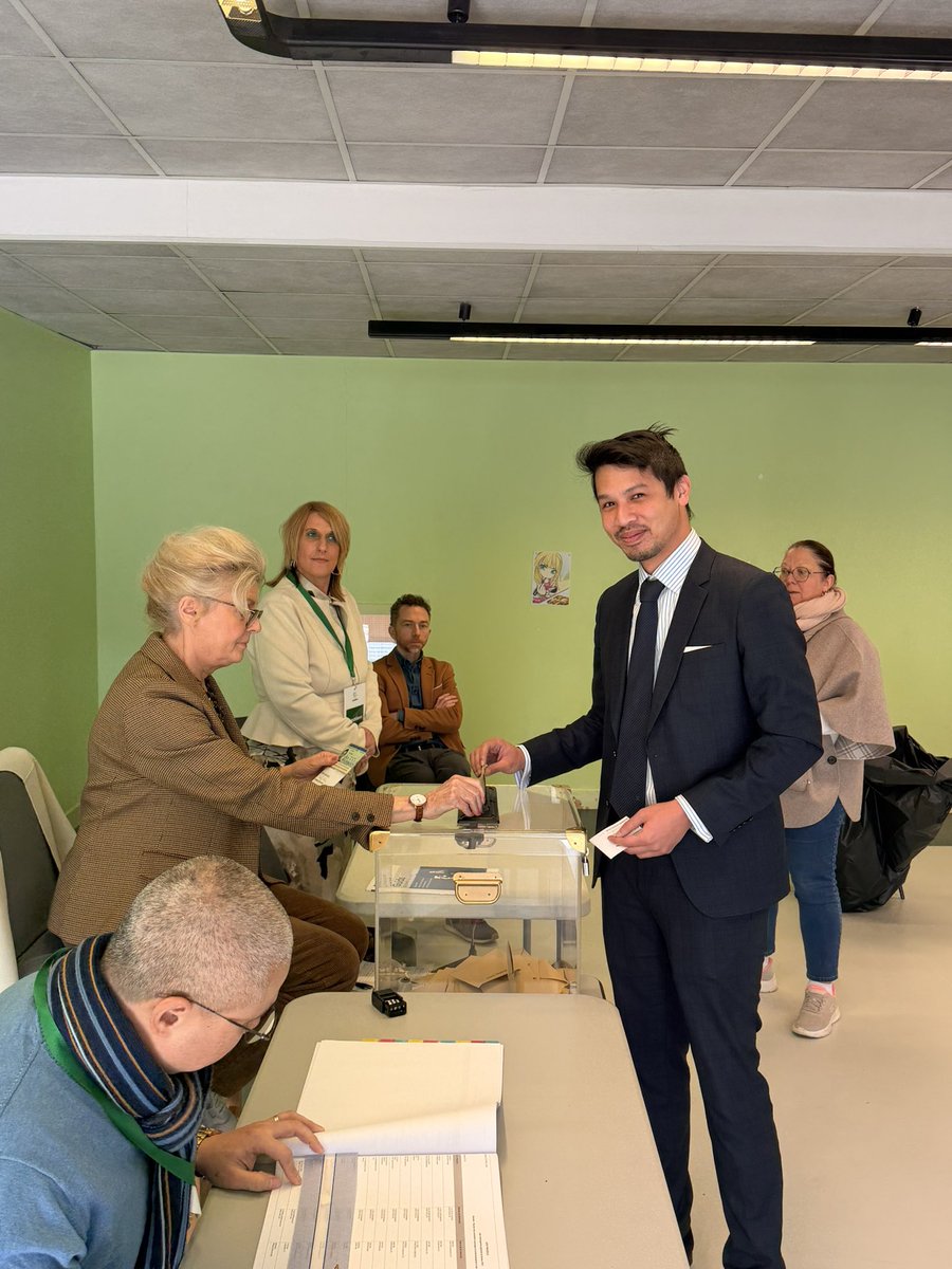 William THAY tweet media