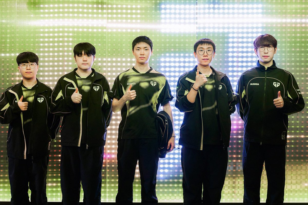 Sheep_Esports's tweet image. SoloQ nicknames of Gen.G players on the Brazilian 🇧🇷 server: 

🇰🇷 Kiin — 123412314#1234 
🇰🇷 Canyon — São Paulo#3628 
🇰🇷 Chovy — gunz#123 
🇰🇷 Ruler — Time#125 
🇰🇷 Duro — Rio de Janeiro#브라질