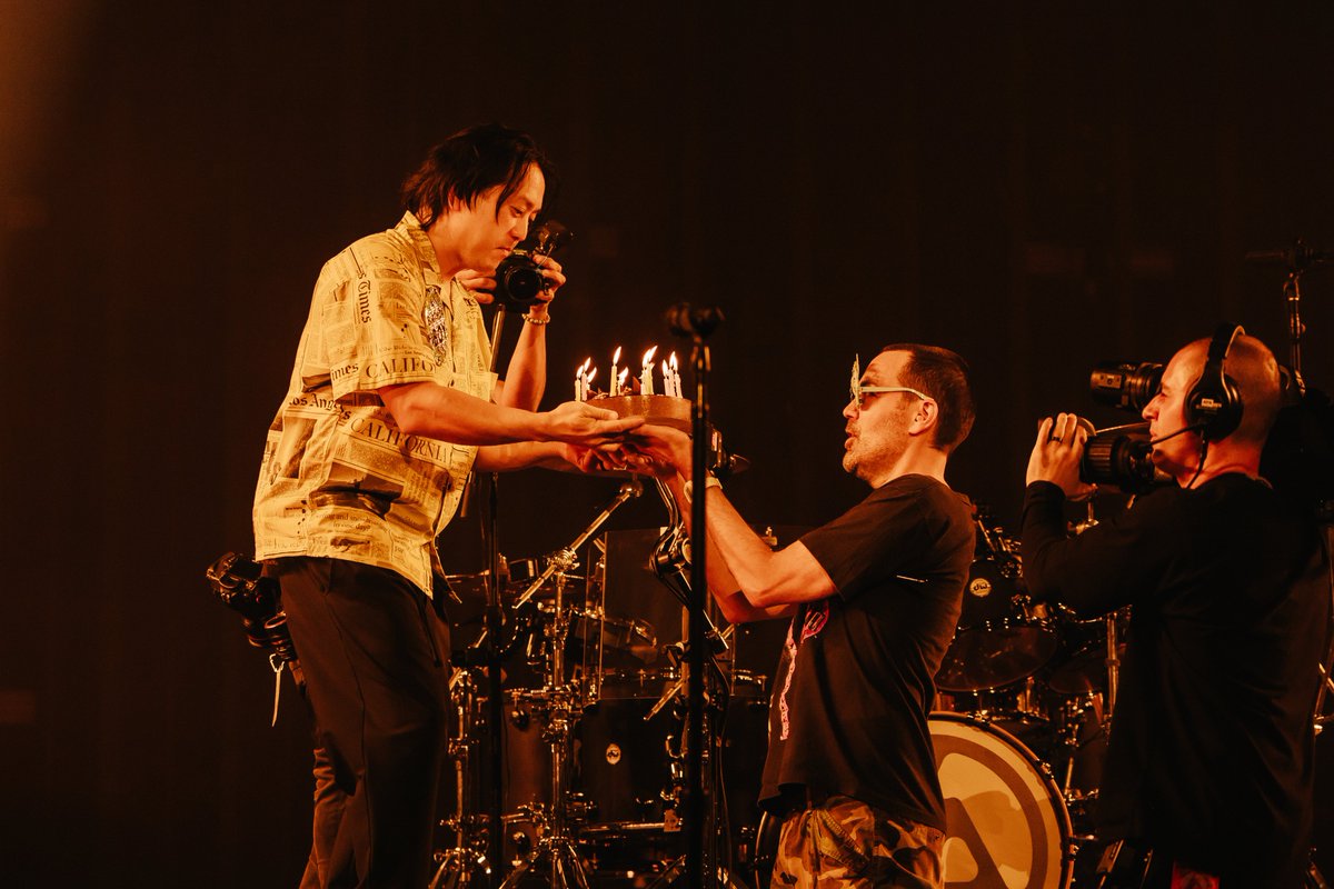 LINKIN PARK tweet media