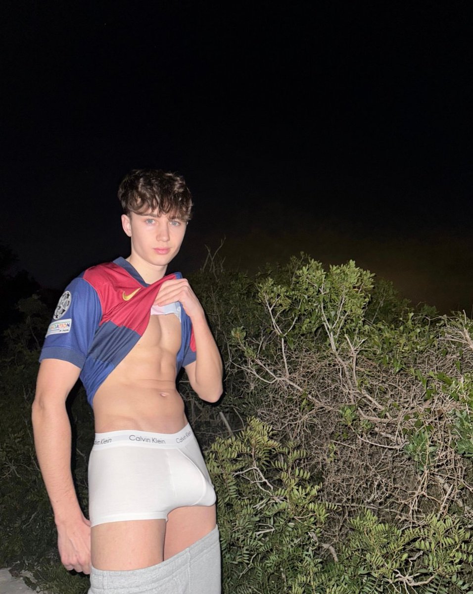 danicollados tweet media