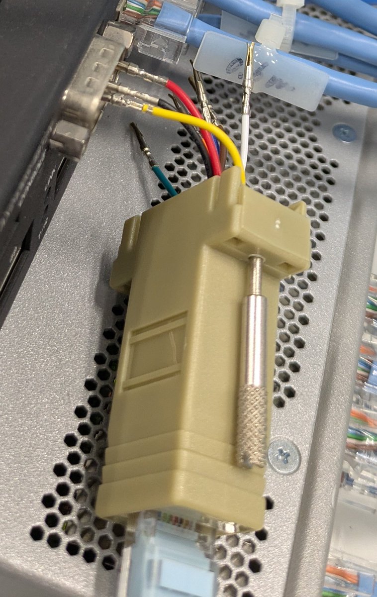 Bitrate0's tweet photo. ICTSC本戦、Cisco互換RJ45コンソールケーブルをDB9に変換するコネクタを作る(作ってないけど)とかいう、今後一生経験しないであろう作業ができてよかった(3本刺せば通信できるんだ…… https://t.co/grgKEKKTJO