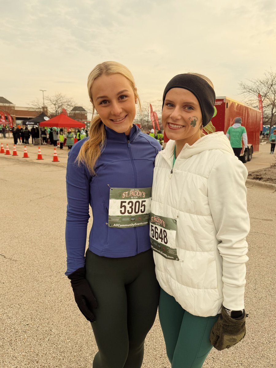 kahrstengeary's tweet photo. Happy St. Pattys!! ☘️☘️ 2nd place in my age group! Perfect morning for running 🌅🌅 https://t.co/nNT9WKAmfP