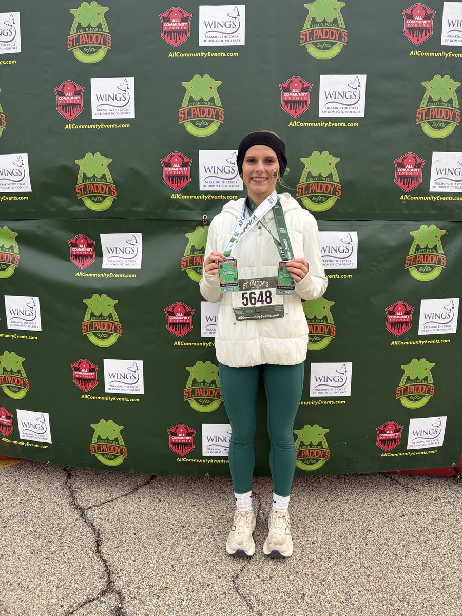 kahrstengeary's tweet photo. Happy St. Pattys!! ☘️☘️ 2nd place in my age group! Perfect morning for running 🌅🌅 https://t.co/nNT9WKAmfP