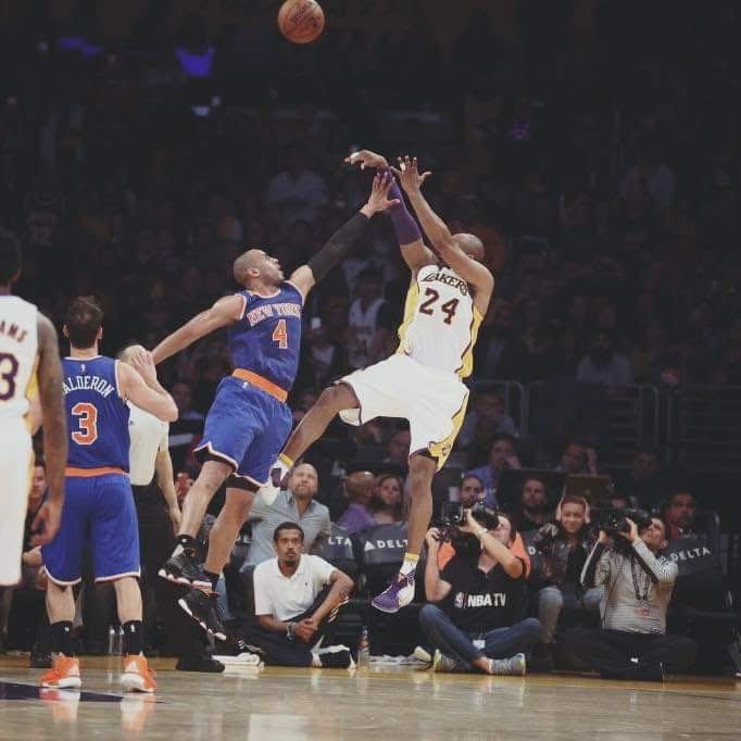 XOLakeShow's tweet photo. Kobe Bryant, the Art of the fadeaway. 🐍 https://t.co/uxGpUY7ydC