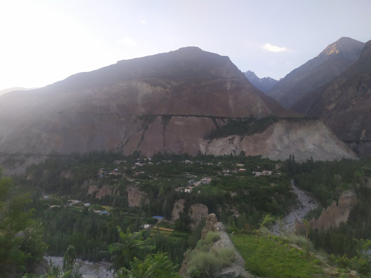 Zahykhan tweet media