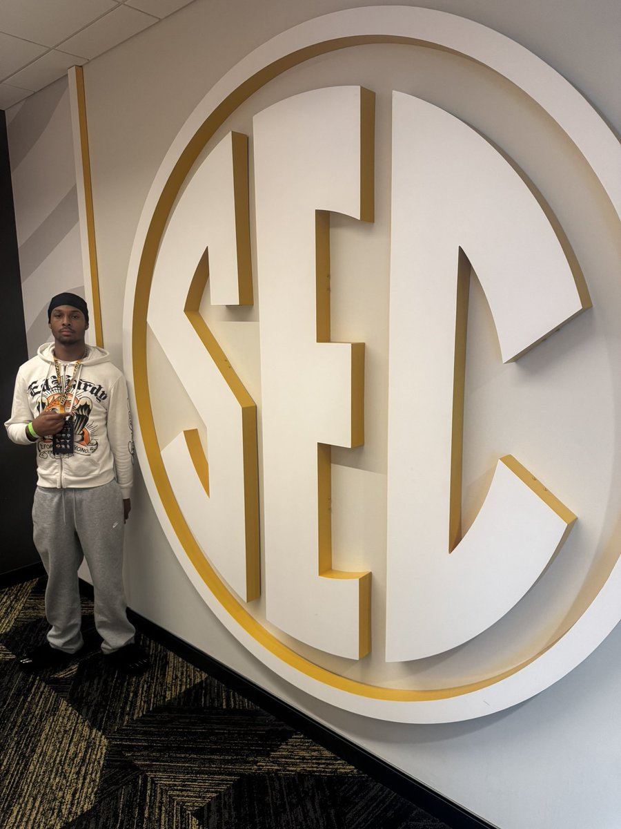 CoachJohnson tweet media