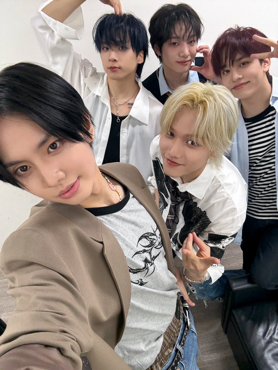 [🛸]
MCND 상태 : 젬 없으면 안 됨

今回の東京も本当に幸せな時間だったよ！
大阪で会おうね、
もう少しだけ待っててね。

#MCND #엠씨엔디