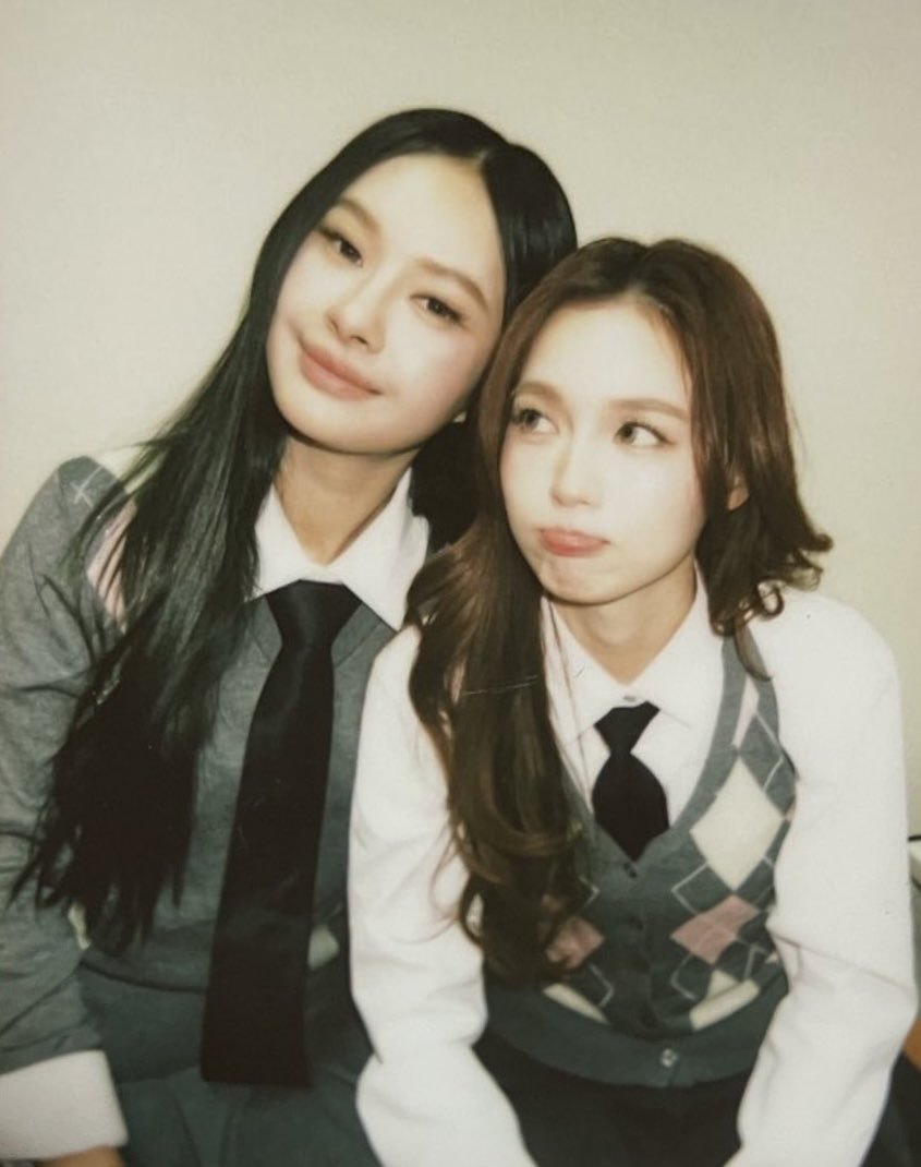 𑣲𝓂 แฟนพี่ชาช่า 🐈⬛ tweet media