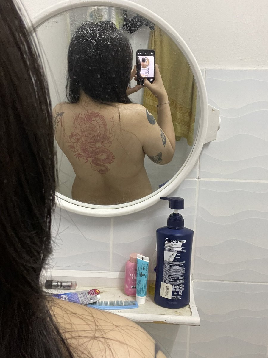 little Minni3z tweet media