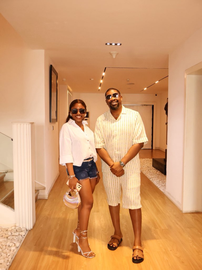 𝑫𝒊𝒗𝒚𝒂 💋💲 tweet media