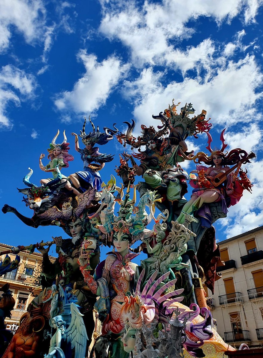 Mila Caja tweet media