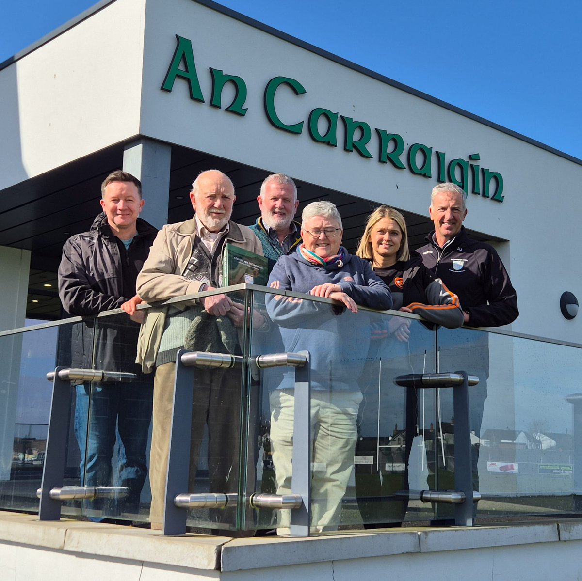Cargin_Gac's tweet image. We were delighted today to see Liam O'Connor &amp;amp; his family pay us a visit this afternoon to see the movement and club his father helped to build.
100 years exactly since his father last pulled on a Cargin jersey. A wonderful legacy Liam left in both SW Antrim and South Derry 
#eoc