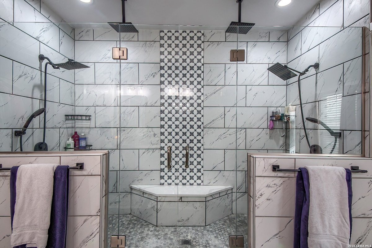 RealtorCameron's tweet photo. Open house photo request OPEN HOUSE
Sunday, 03/15/2026 | 12:00 PM – 2:00 PM
1002 W French Pl | San Antonio, Texas
Beautifully updated home offering approximately 1,890 sq. ft., featuring 3 bedrooms and 2 full baths. https://t.co/gwqMp5wS2k