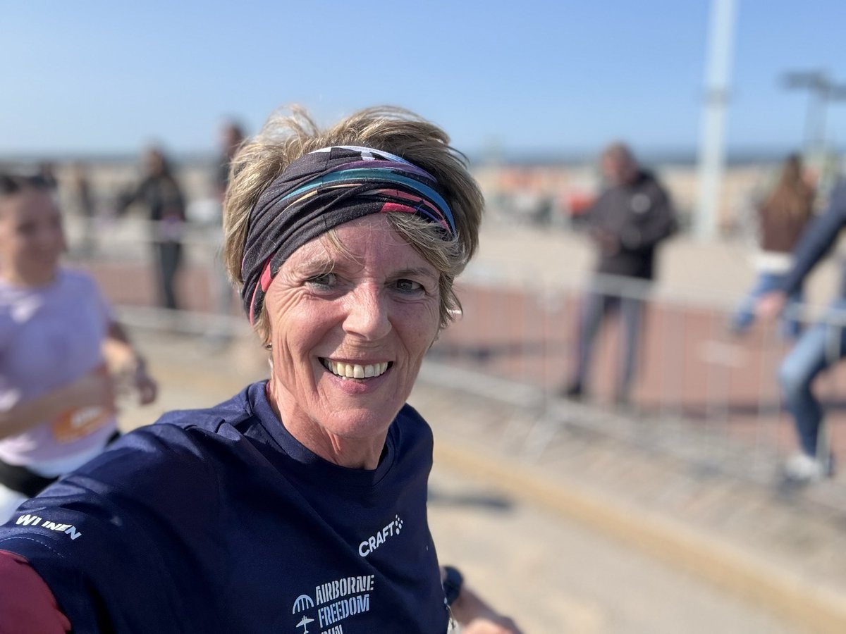 Ellen Heer tweet media