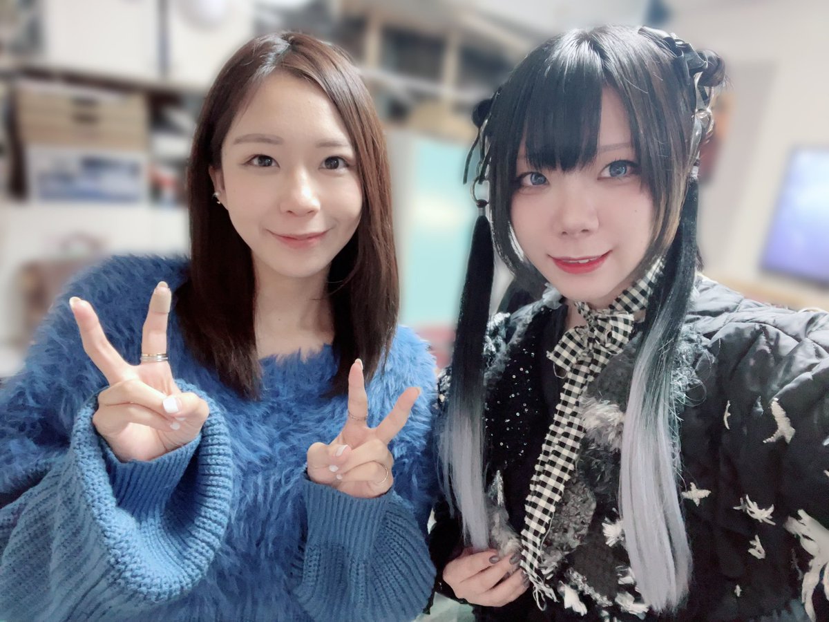gyopisuke's tweet photo. ANHAPPYEND(病ンドル)のライブ
ありがとうございました👏

結局あいなPとメンバーと曲と
そして患者達が最高ってことだ

10年て本当にすごいよね
その内の3年くらいしか在籍してなかったけどこうやって誰かから誰かに繋がって今があるのがとてもエモい

つきがみにとっては
ハッピーエンドだったよ◎ https://t.co/GBPZT5DHSE