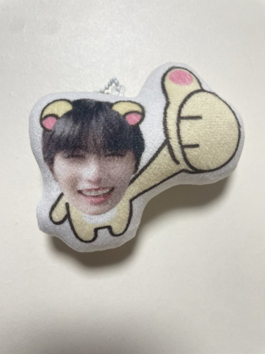 seeeohn7's tweet photo. [ #rt + #follow ] 보넥도 쿠션키링 이벤트 ₊˚⊹ᰔ

해당 글 #rt + #follow 해주신 두 분 추첨해서
보넥도 따봉 쿠션키링 굿즈를 보내드립니다.ᐟ.ᐟ

✧ GS25 반택으로 보내드려요 ෆ
✧ 당발은 4월 내로 합니다
✧ 택배비는 부담해 주셔야 합니다.ᐟ
✧ 다른 멤버들도 있습니다 :D
✧ 트친필참.ᐟ.ᐟ https://t.co/EUaPVvph8H
