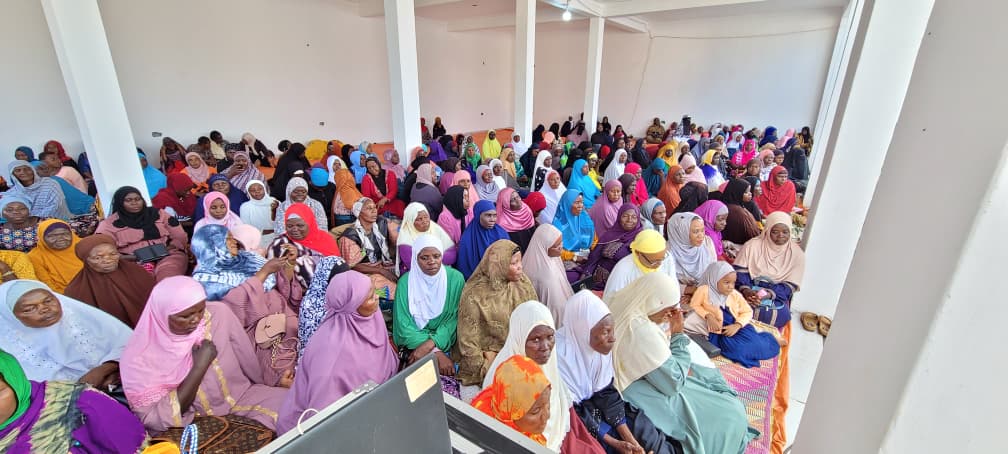 WanyotoLydia's tweet photo. Today am privileged to host the Muslim fraternity of Mbale City for an Iftar Dinner at my office in Maluku.
Thank you for honoring my invitation. 🙏 https://t.co/t8En70wR4l