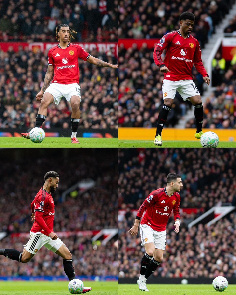 ManUtd's tweet photo. Pushing forward with intent ⏩ https://t.co/3b0LQ0dngz