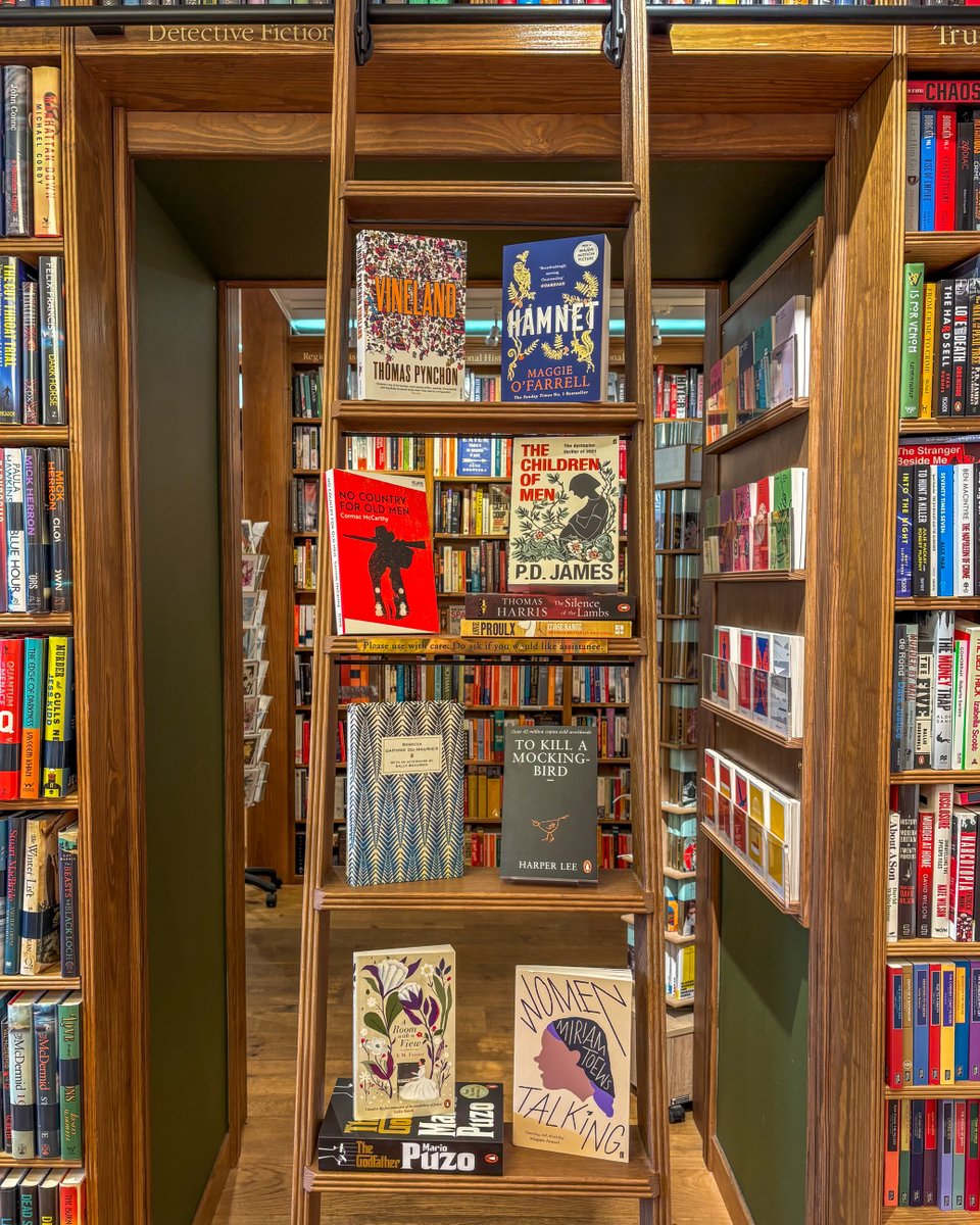 Topping & Company Booksellers of St Andrews tweet media